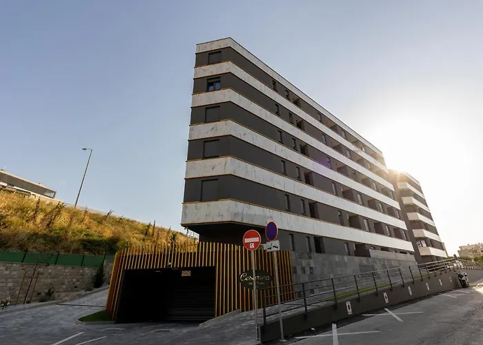 New Studio For 2, Free Private Garage Spot, Wi-Fi, 200 M From Mall Of Split